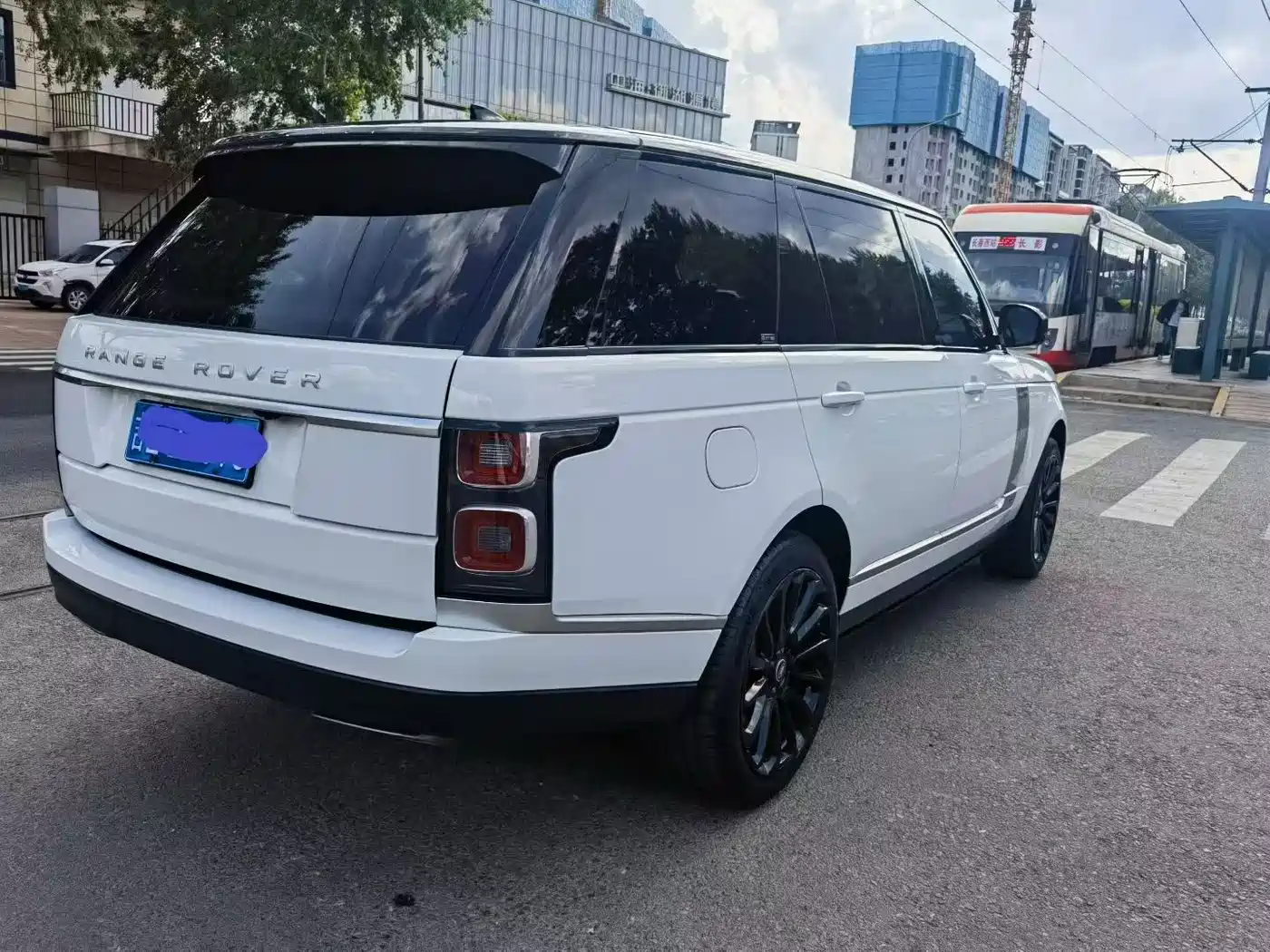 LAND ROVER RANGE ROVER