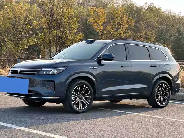 AITO ASK THE WORLD M7