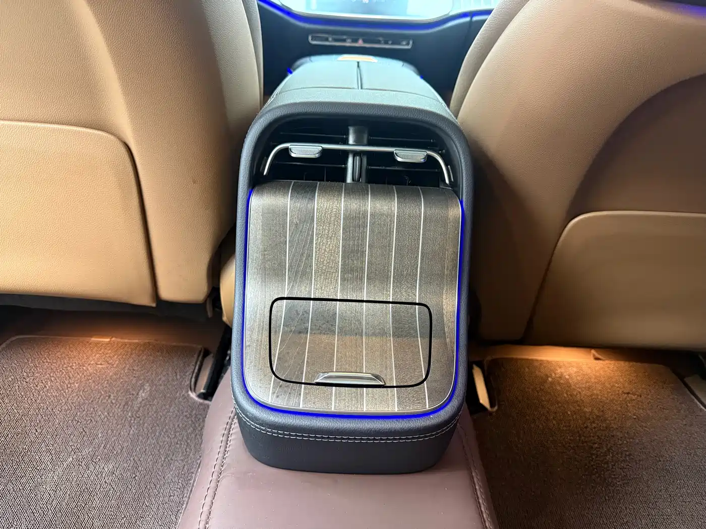 Mercedes-Benz E-Class 2025 E 300 L Fashion фото 16
