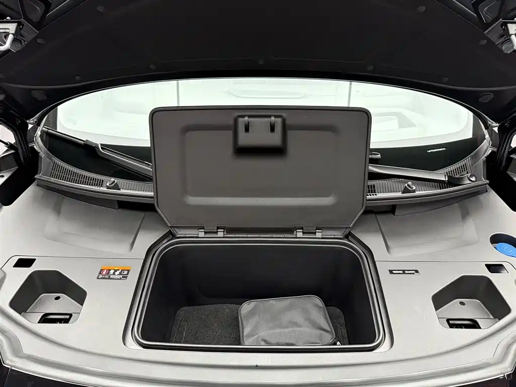 ZEEKR EXTREME KRYPTON 009