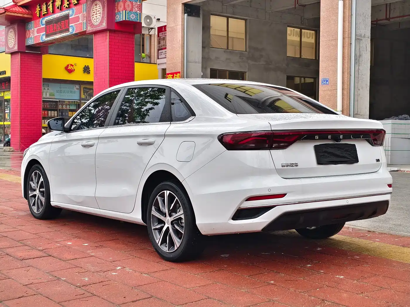 GEELY AUTOMOBILE EMGRAND