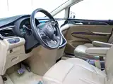 Фото 11 - Buick GL8