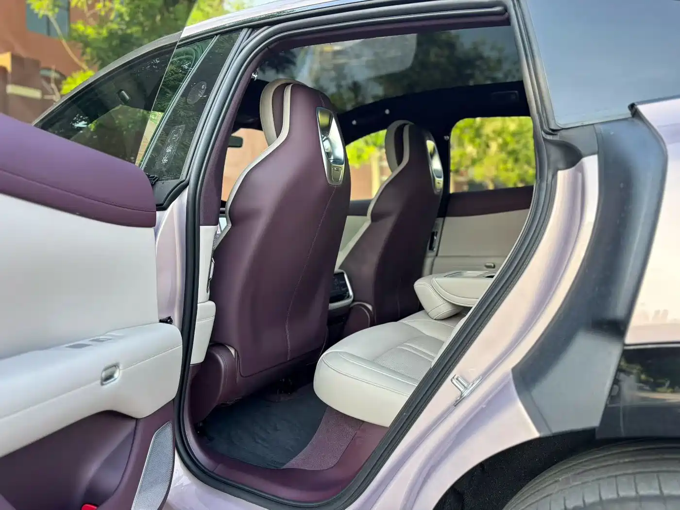 Xiaomi Auto Xiaomi YU7 2025 Extended Range RWD Edition фото 5