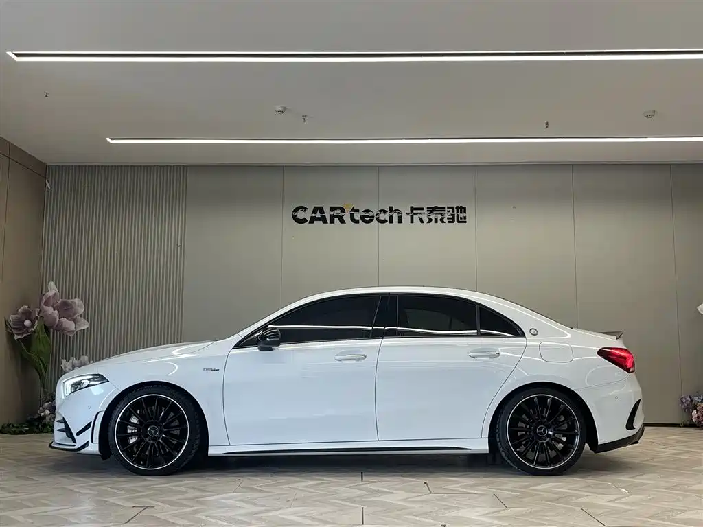 MERCEDES-BENZ A CLASS AMG