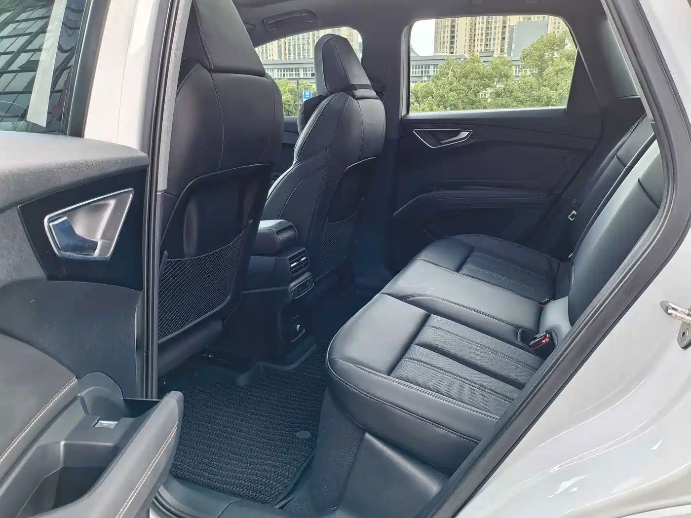Audi Q4 e-tron 2024 2023 40 e-tron Innovation Edition