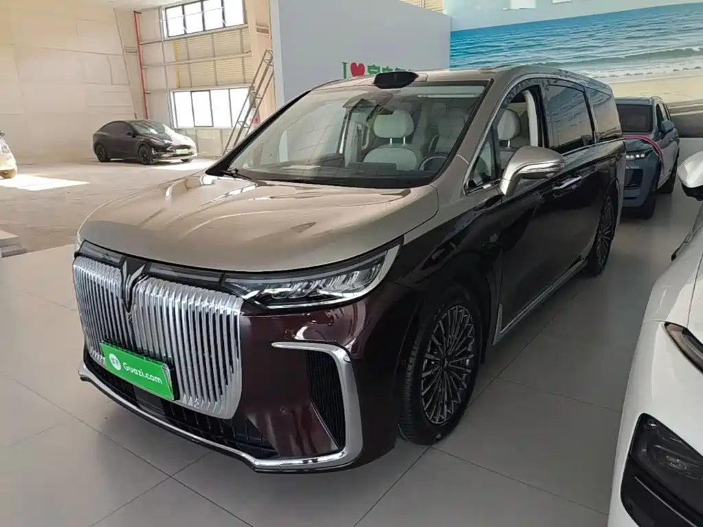 Voyah Voyah Dreamer 2026 2025 Model PHEV Basic Version