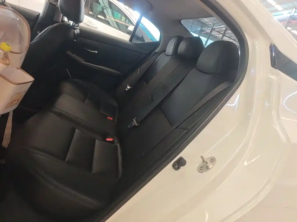 صورة 17 - Nissan Sylphy