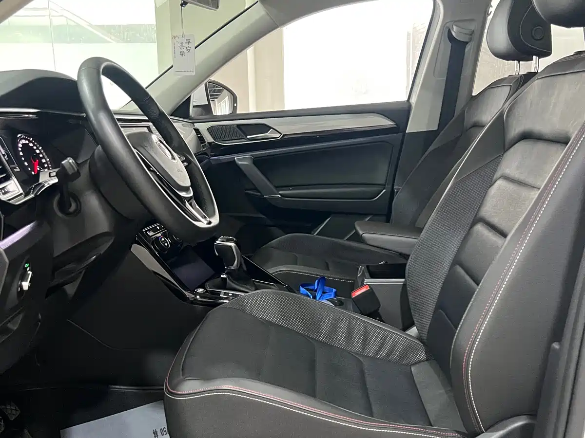 Volkswagen Tayron 2019 330TSI 2WD Luxury China VI фото 6