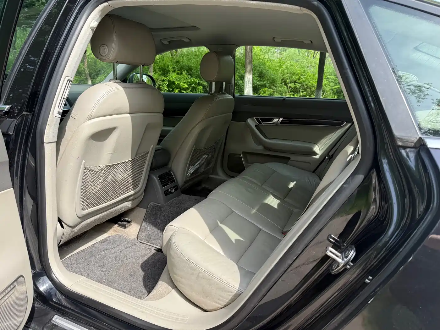 Audi A6L 2011 2.0 TFSI Automatic Comfort фото 8