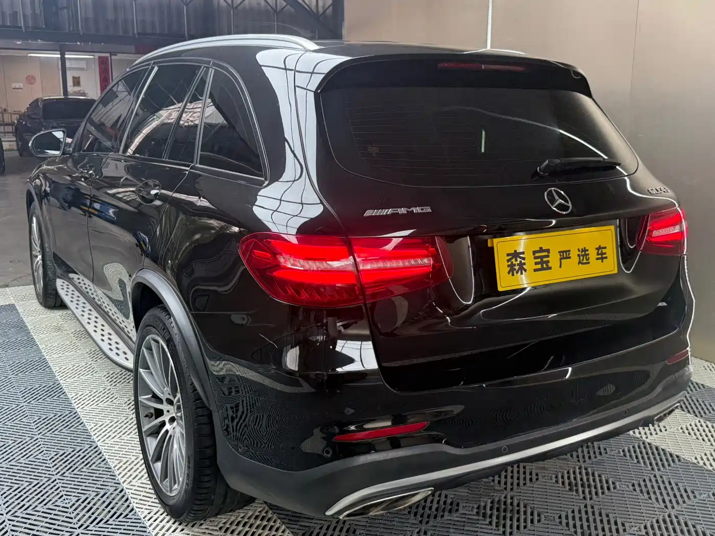 Mercedes-Benz GLC AMG 2017 AMG GLC 43 4MATIC фото 12