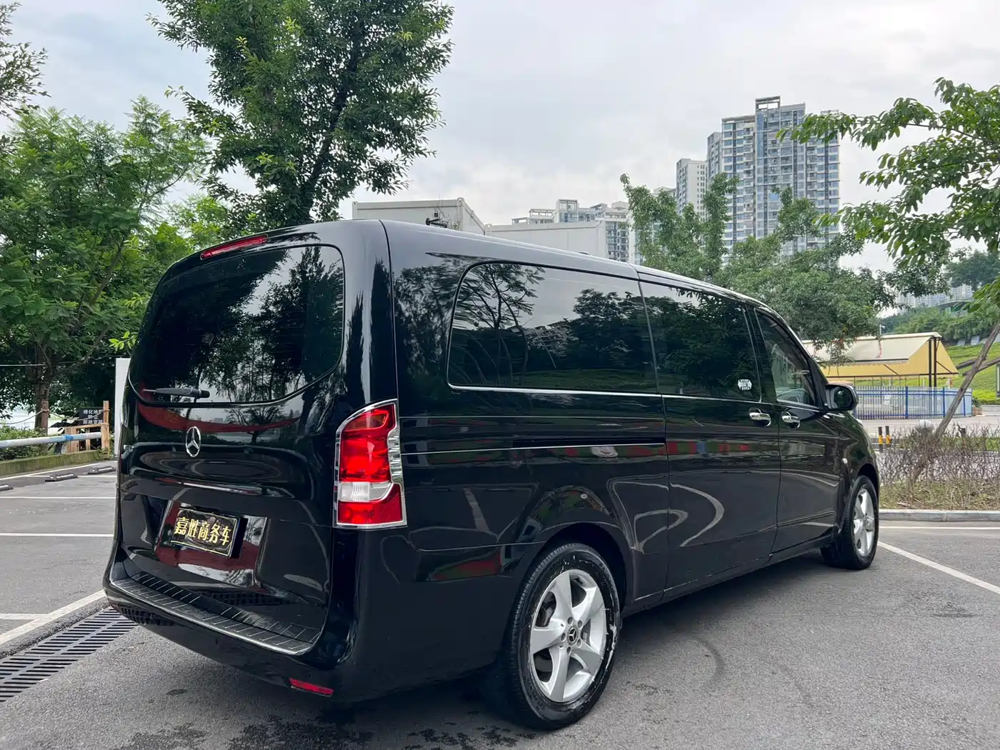 Mercedes-Benz Vito 2018 2.0T Business Edition China VI фото 4