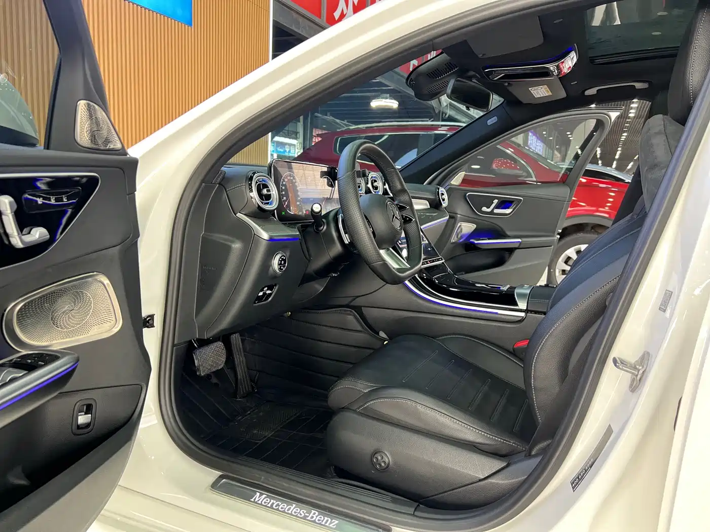 Mercedes-Benz C-Class 2022 Facelift C 260 L Sport фото 4
