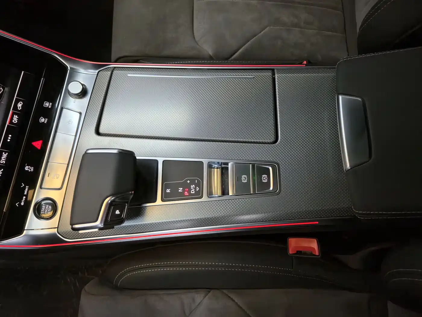 Audi A6L 2024 40 TFSI Luxury Dynamic фото 19