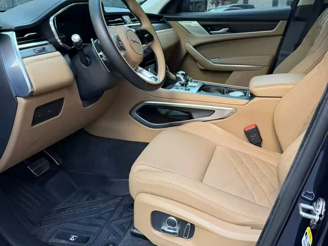 Jaguar F-PACE 2023 2022 P250 HSE