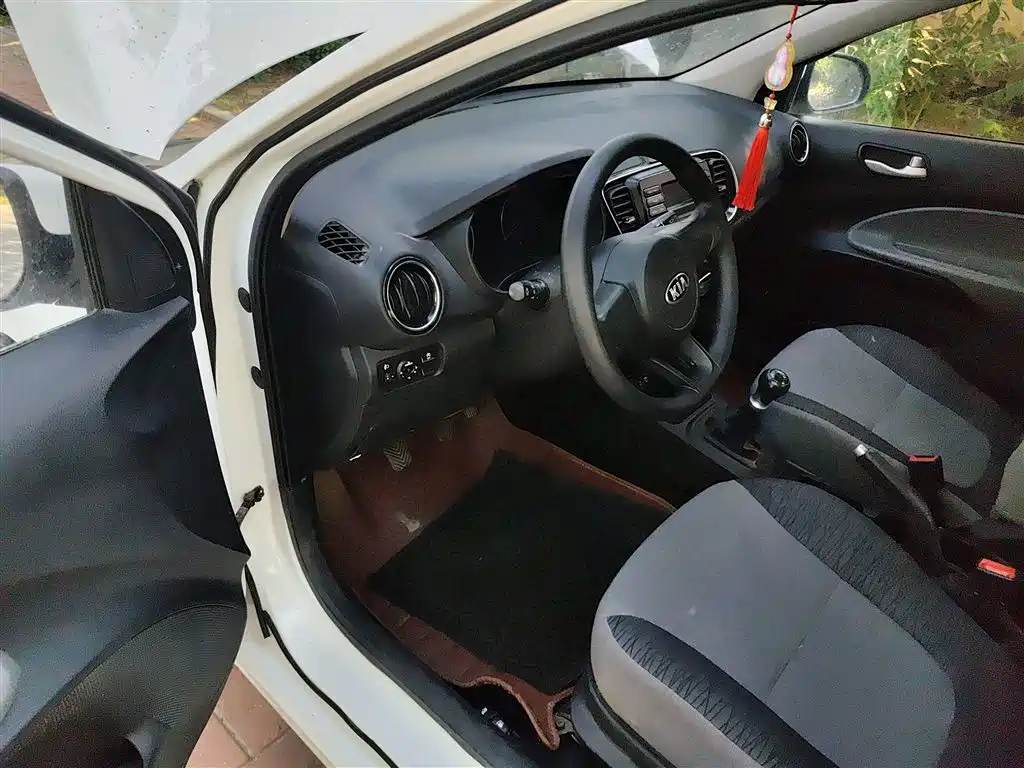 Kia Huan Chi 2017 1.4L Manual Smart Fashion фото 17
