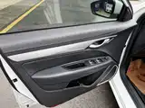 Фото 29 - Geely Emgrand