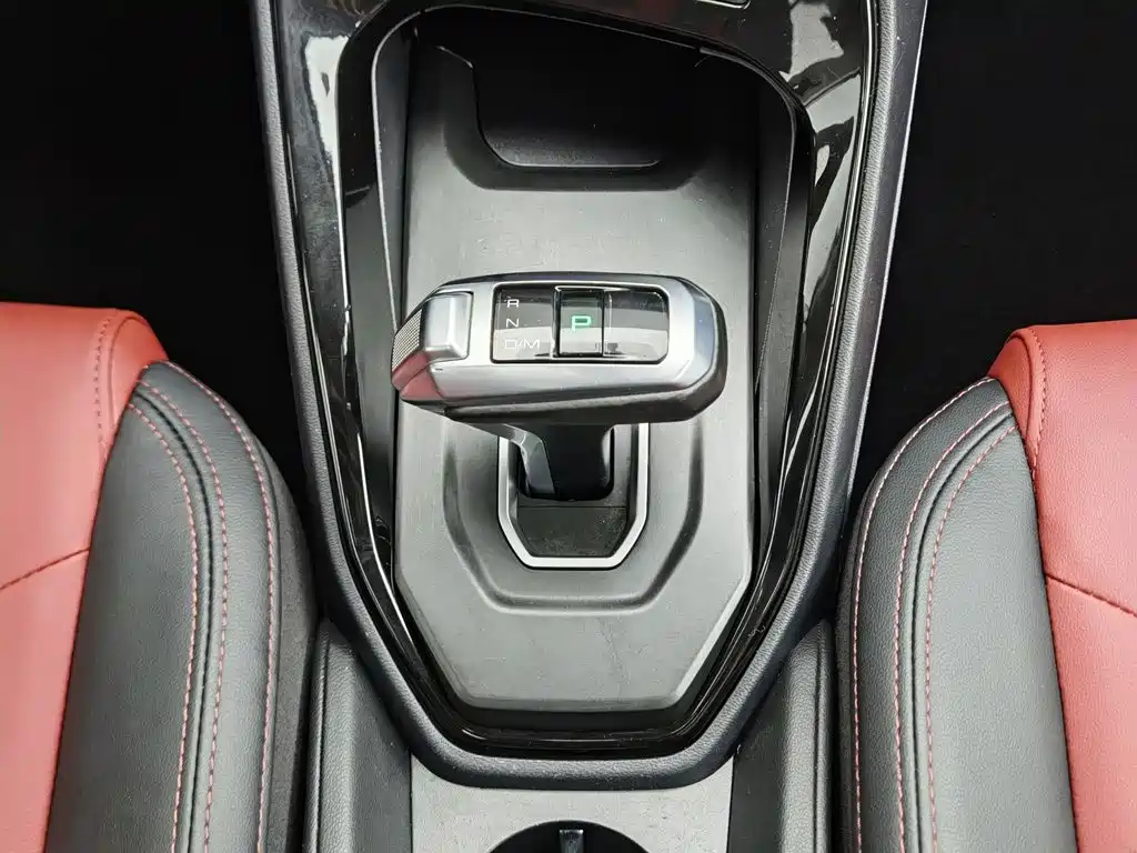 Photo 13 - Haval H2s