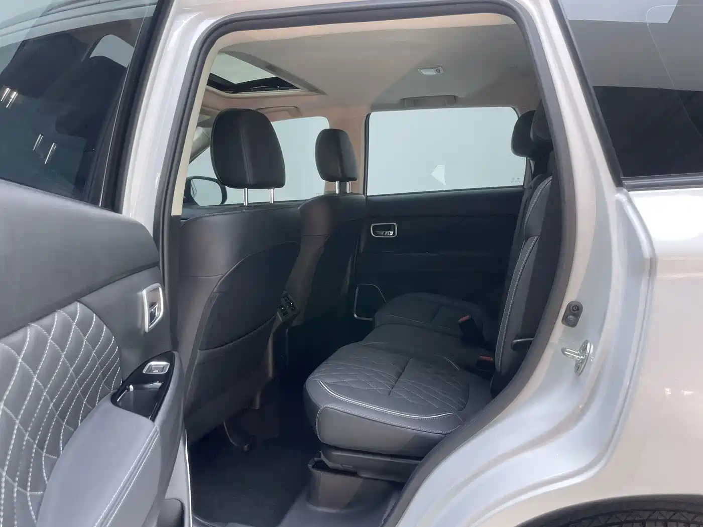 Mitsubishi Outlander 2023 2021 2.0L FWD Comfort Edition 5-seater