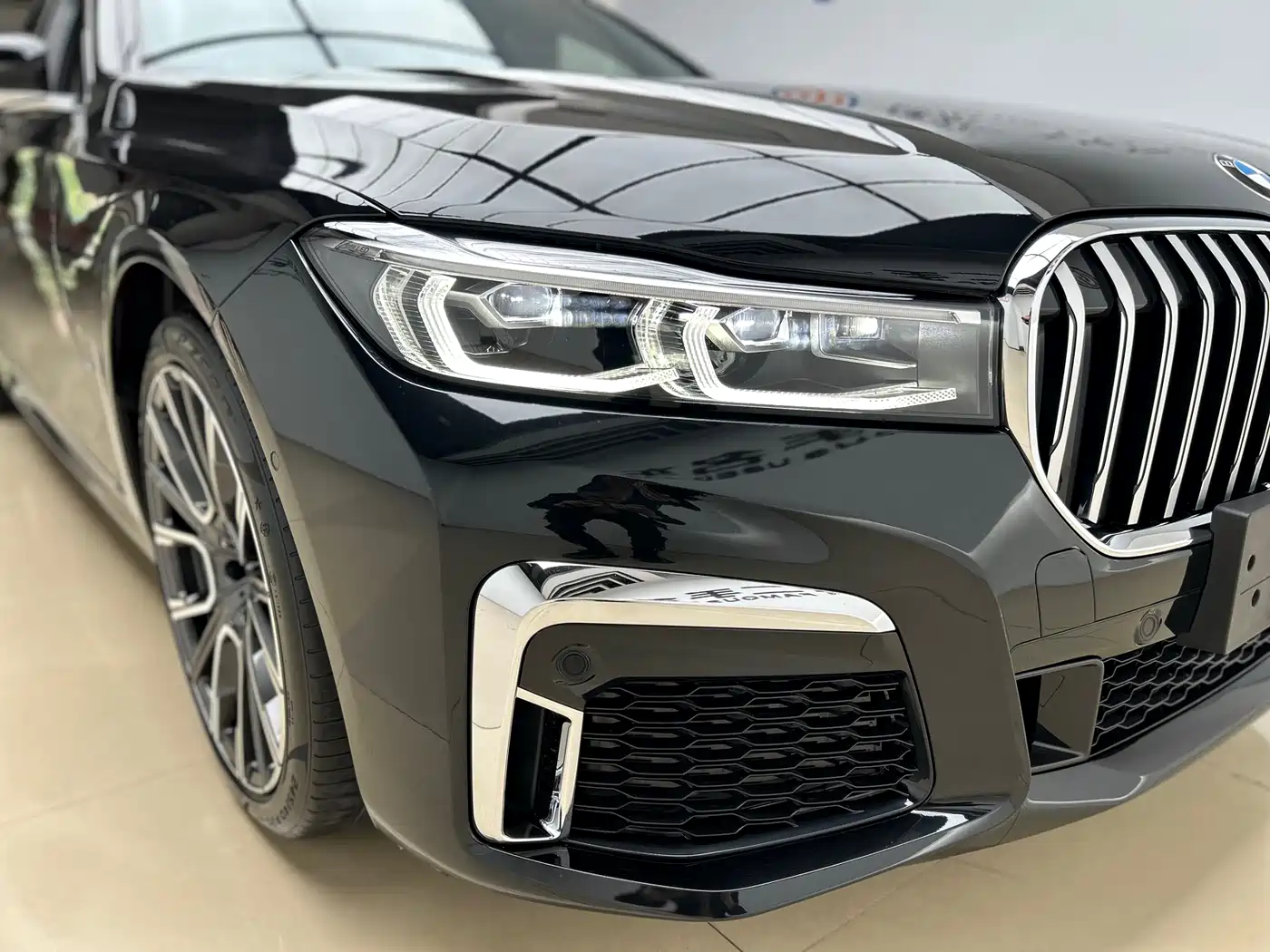 BMW 7 Series 2021 Model 730Li M Sport Package фото 21