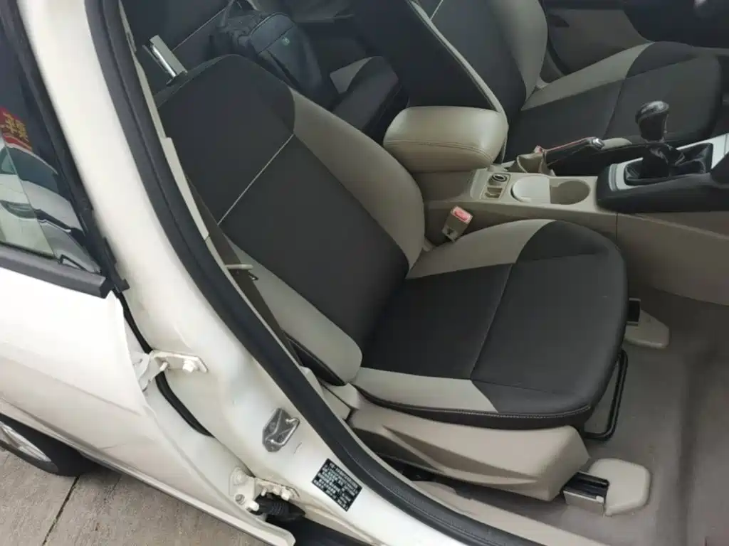 Ford Focus 2014 2012 Sedan 1.6L Manual Comfort
