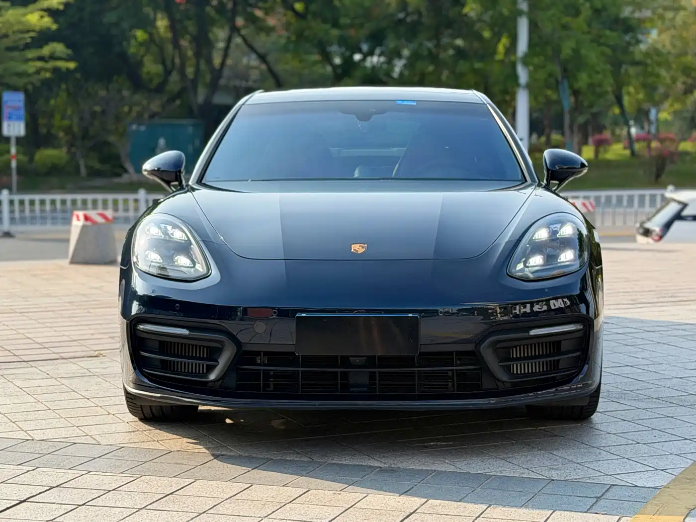Porsche Panamera 2022 Panamera Executive Long Wheelbase 2.9T фото 2