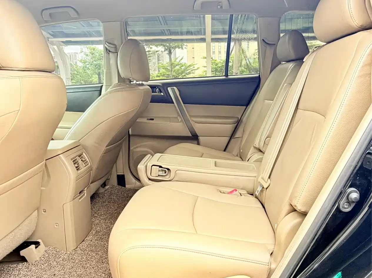 Toyota Highlander 2010 2009 2.7L 2WD 5-seater Sport Edition