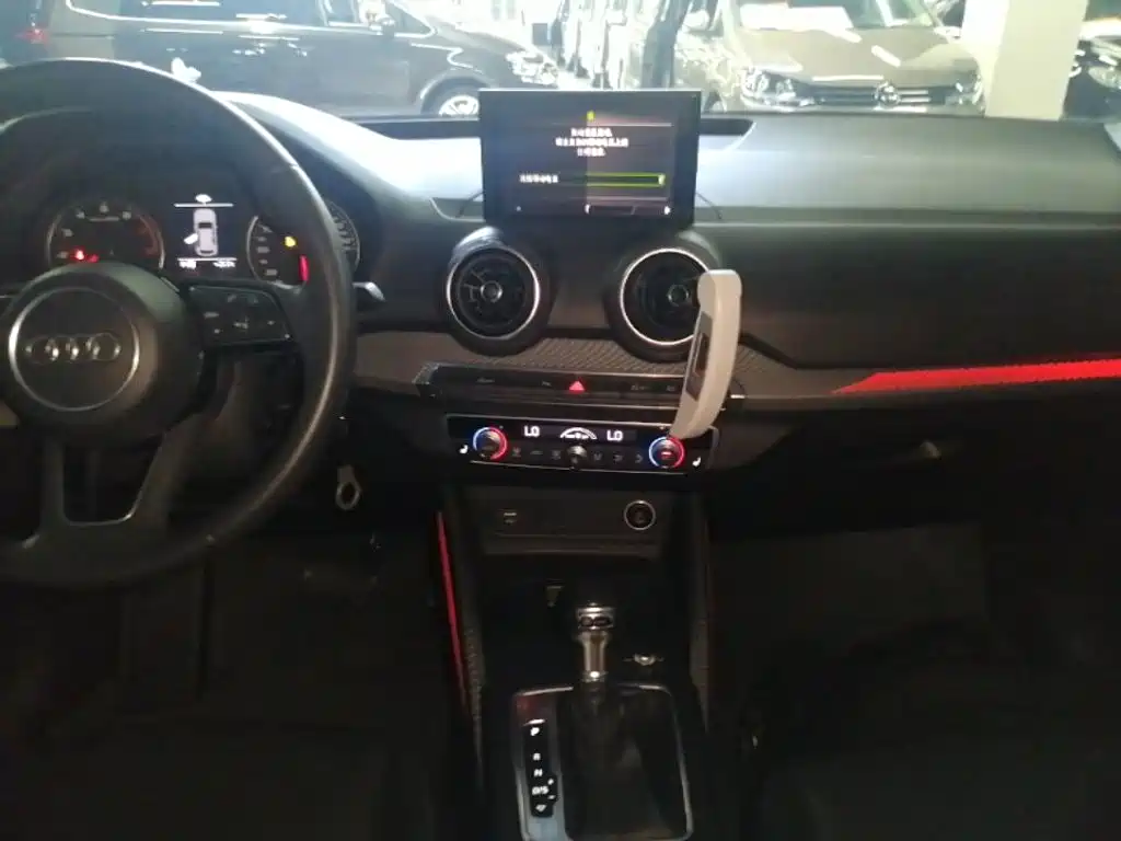 Audi Q2L 2019 2018 35 TFSI Fashion Elegance China V