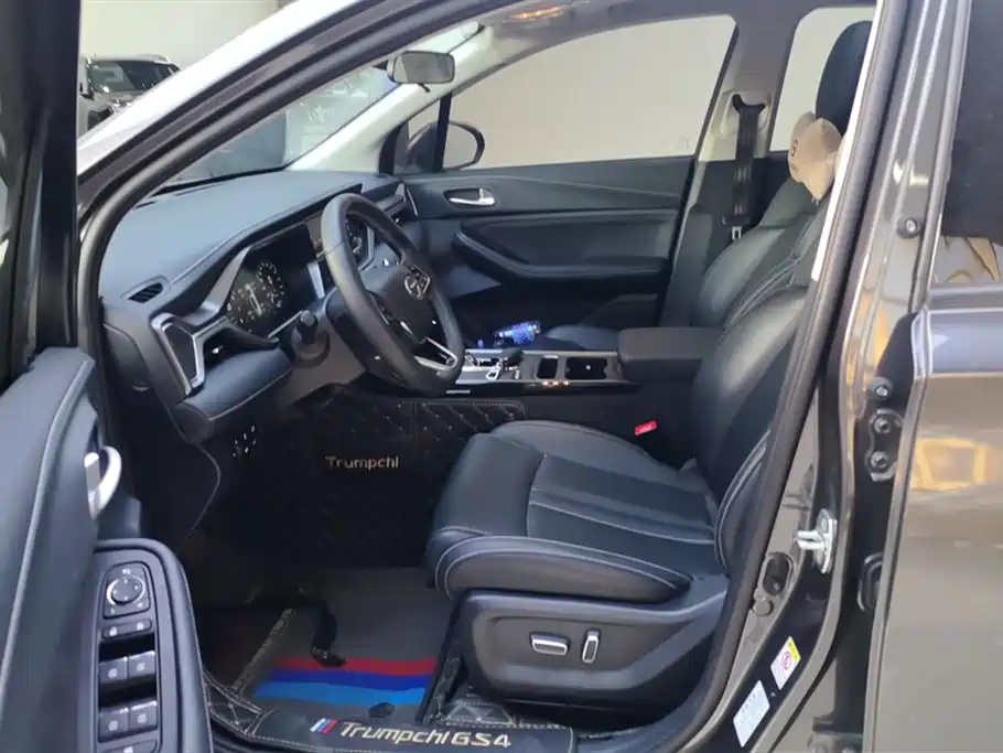 GAC TRUMPCHI GS4