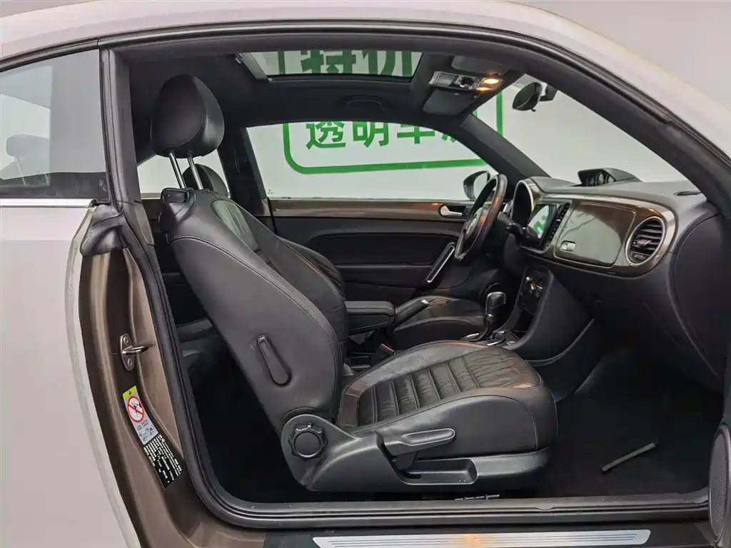 Volkswagen Beetle 2013 1.2TSI Comfort фото 23