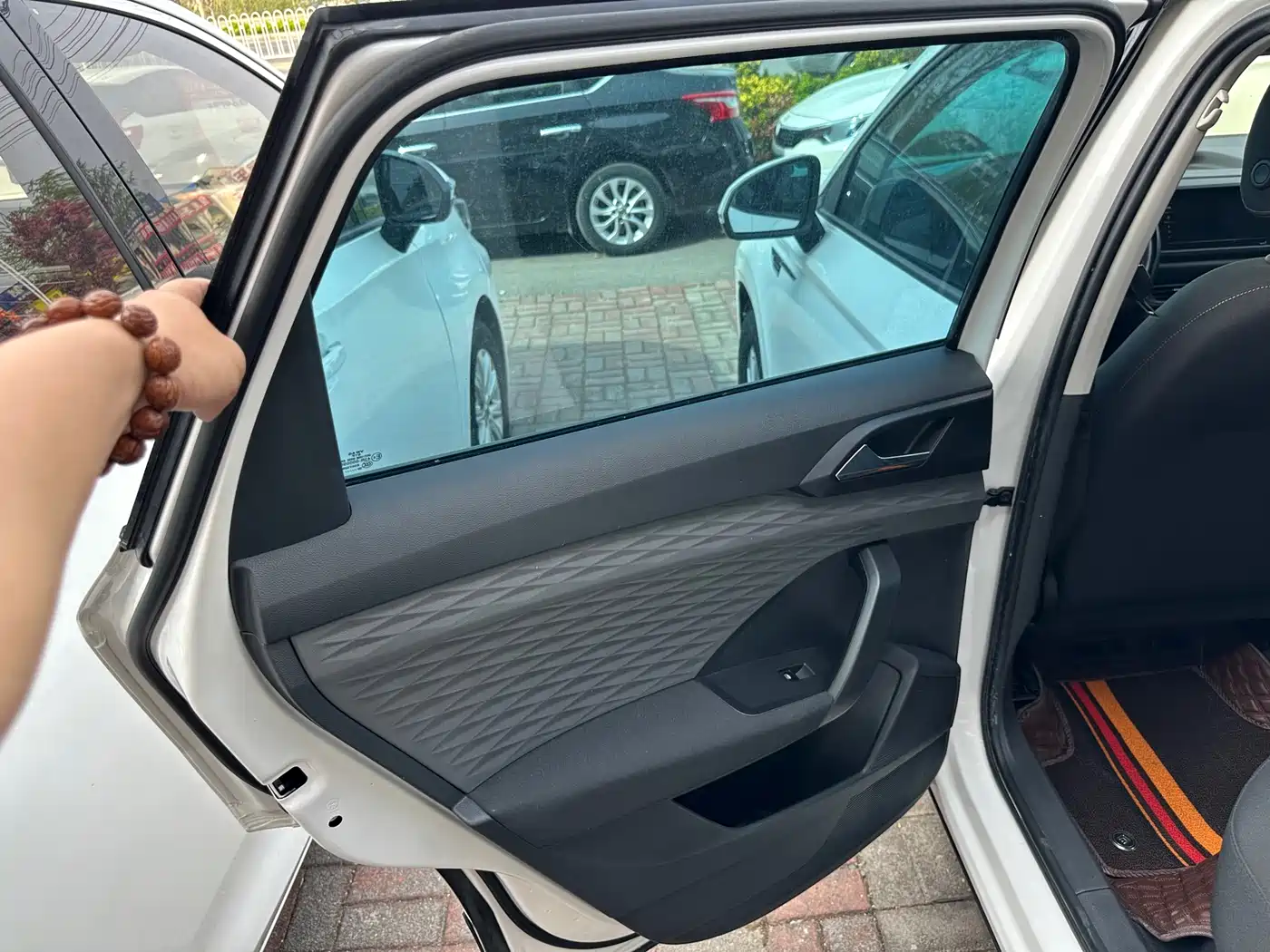 Volkswagen Tharu 2021 Model 280TSI 2WD Trend Edition фото 13