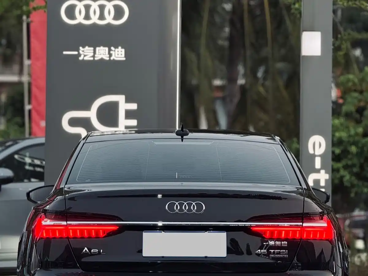 Audi A6L 2024 45 TFSI quattro Premium Dynamic фото 11