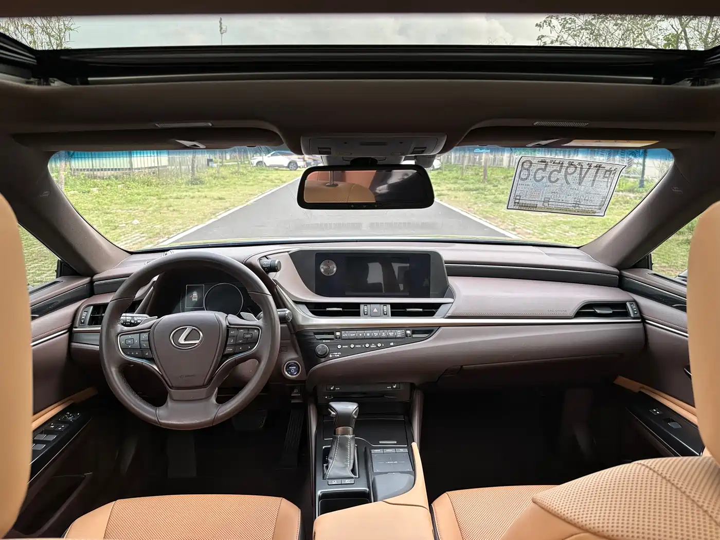 Lexus ES 2018 300h Excellence Edition China V фото 9