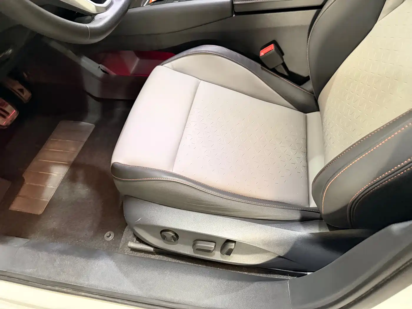 VOLKSWAGEN ID.7 VIZZION