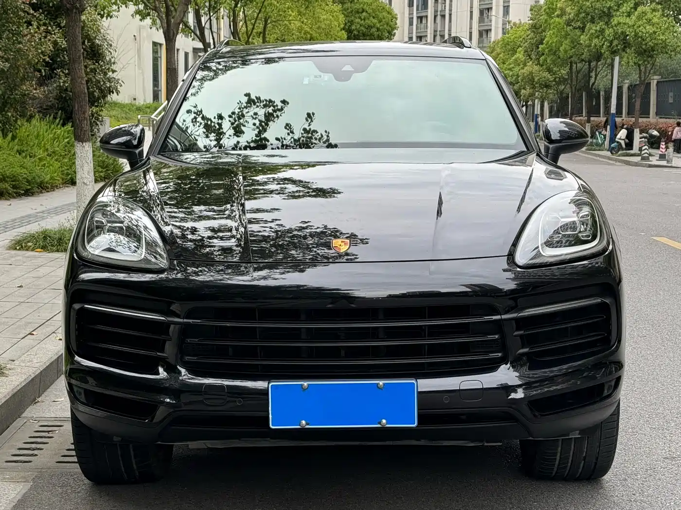 PORSCHE CAYENNE