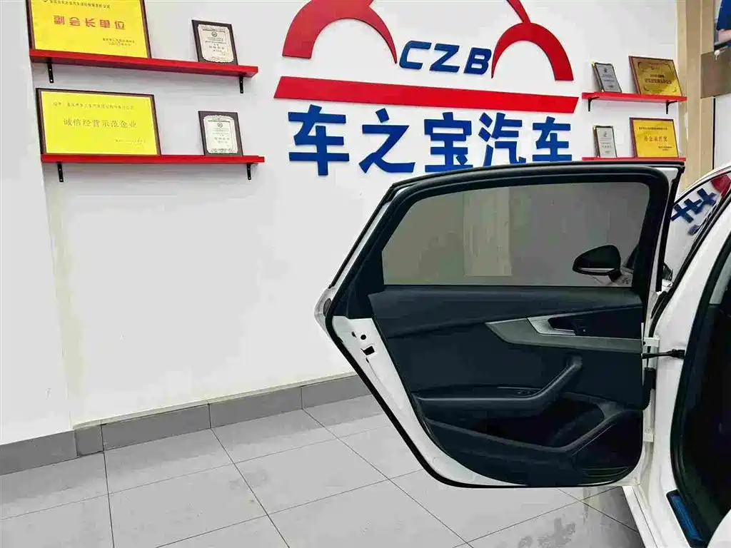 Audi A4L 2019 40 TFSI Progressive (China V) фото 24
