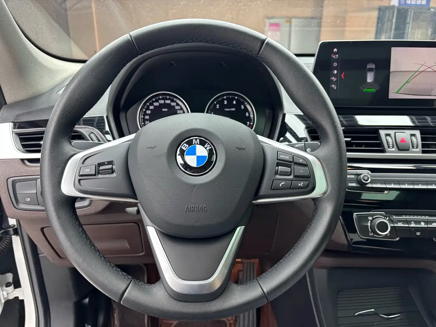 BMW X1 2022 sDrive20Li Fashion фото 9
