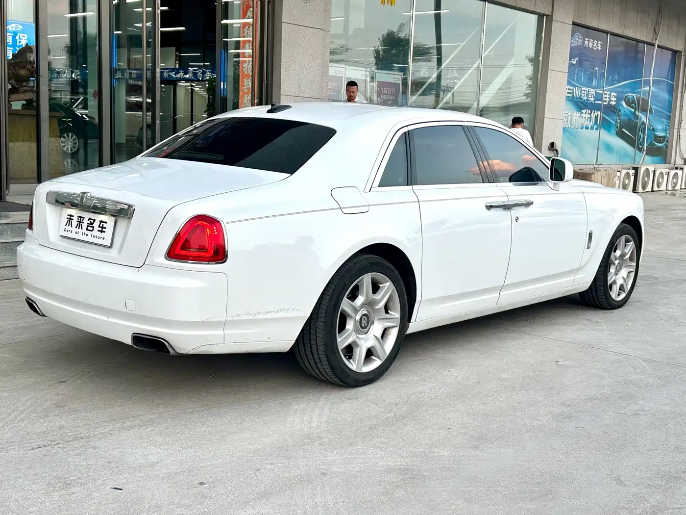 Rolls-Royce Ghost 2011 2010 Model 6.6T Standard