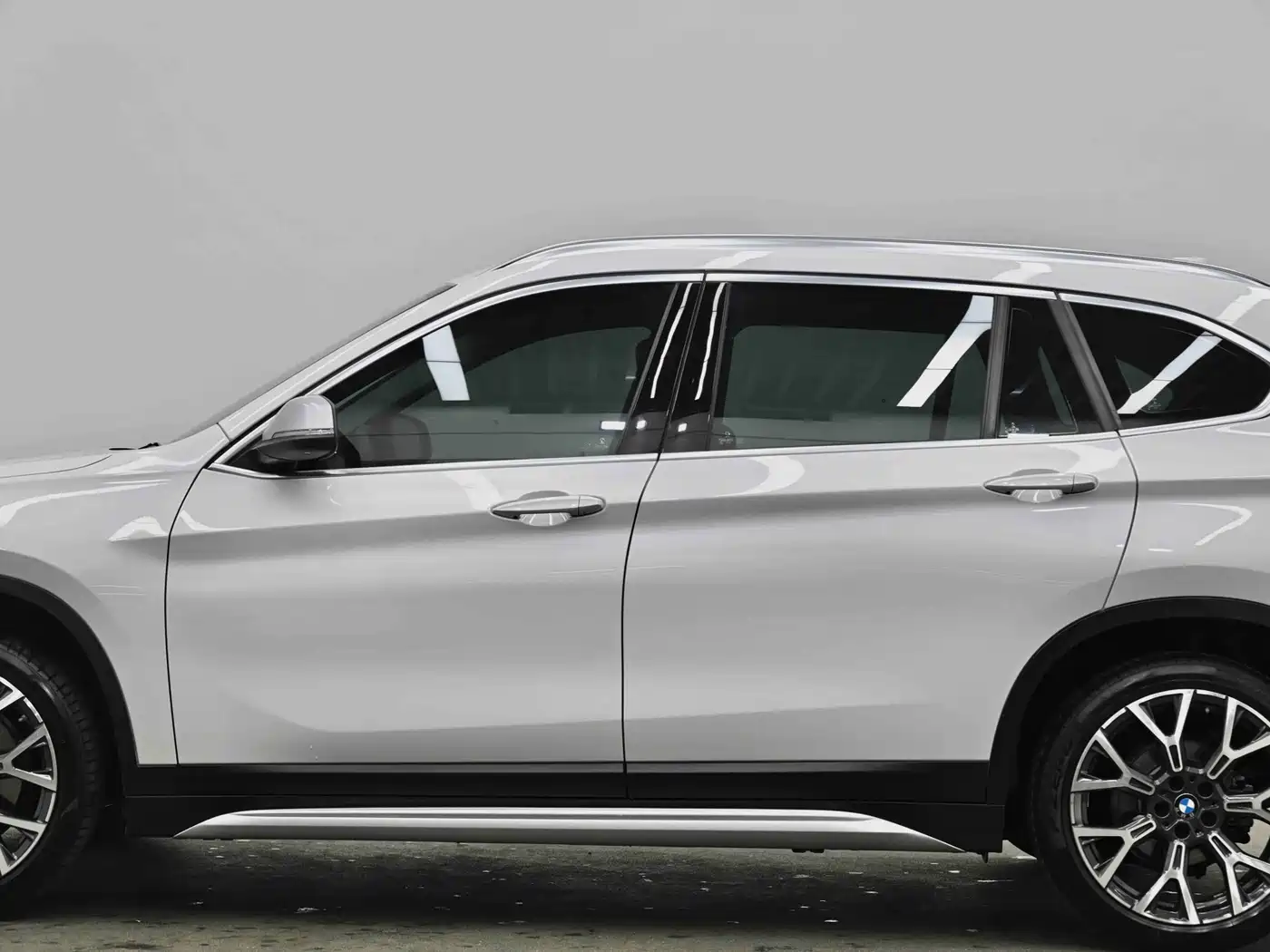 BMW X1 2022 xDrive25Li Premium фото 19