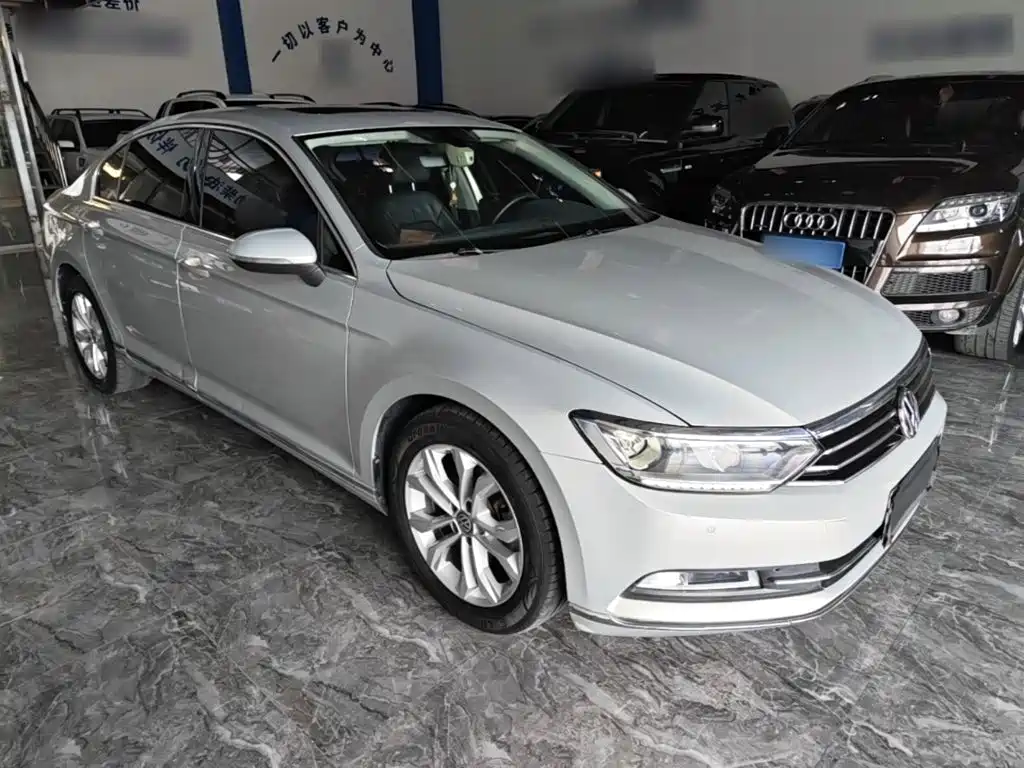 Photo 4 - Volkswagen Magotan