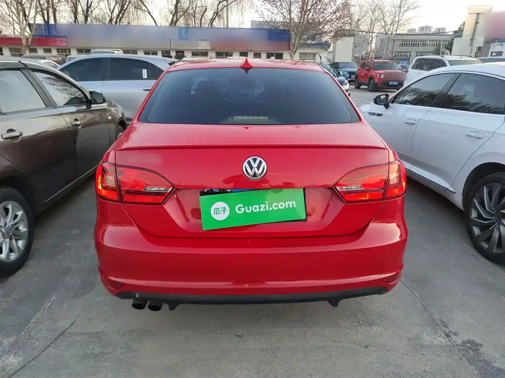 Volkswagen Sagitar 2013 2.0TSI GLI фото 22