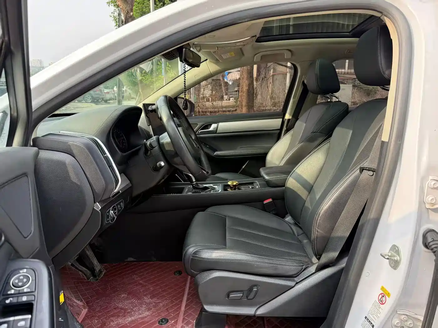 BYD Tang 2019 2019 2.0T Automatic Smart Connect Noble 7-seater China VI