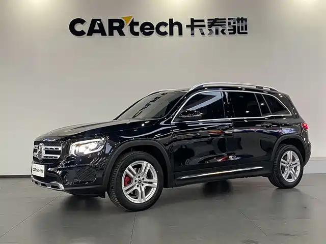 MERCEDES-BENZ GLB