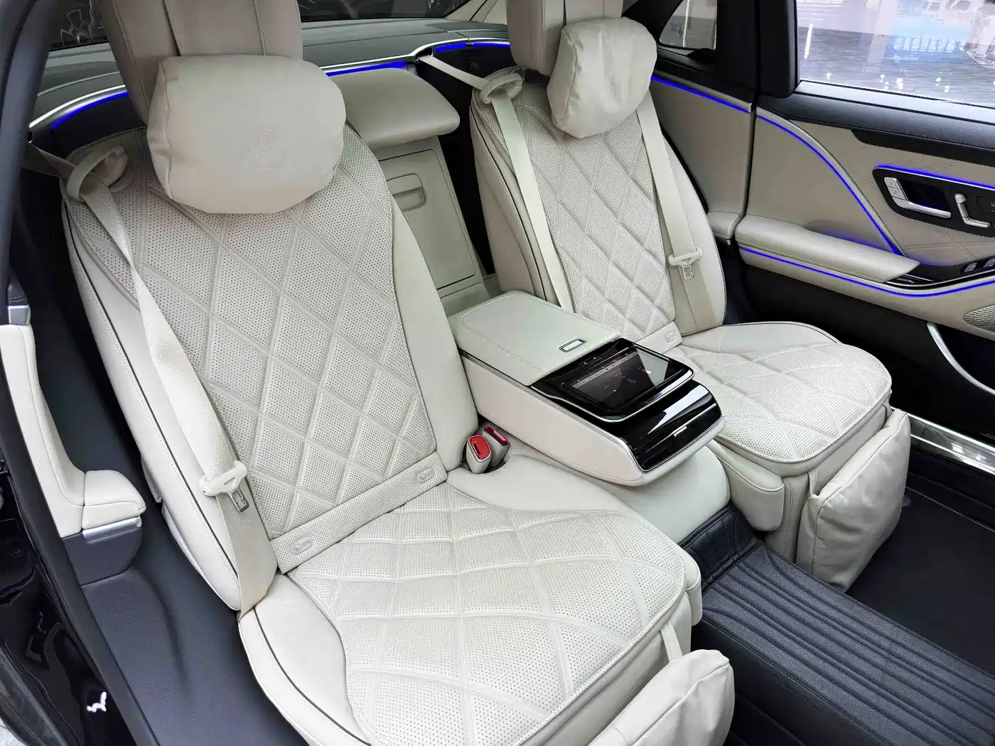 Mercedes-Benz Maybach S-Class 2025 Model S 480 4MATIC фото 26