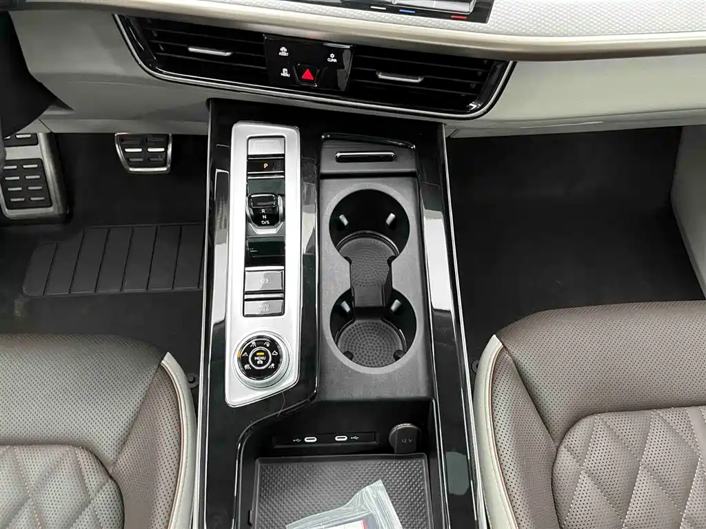 Volkswagen Talagon 2023 380TSI 4WD R-Line Touring Edition фото 6