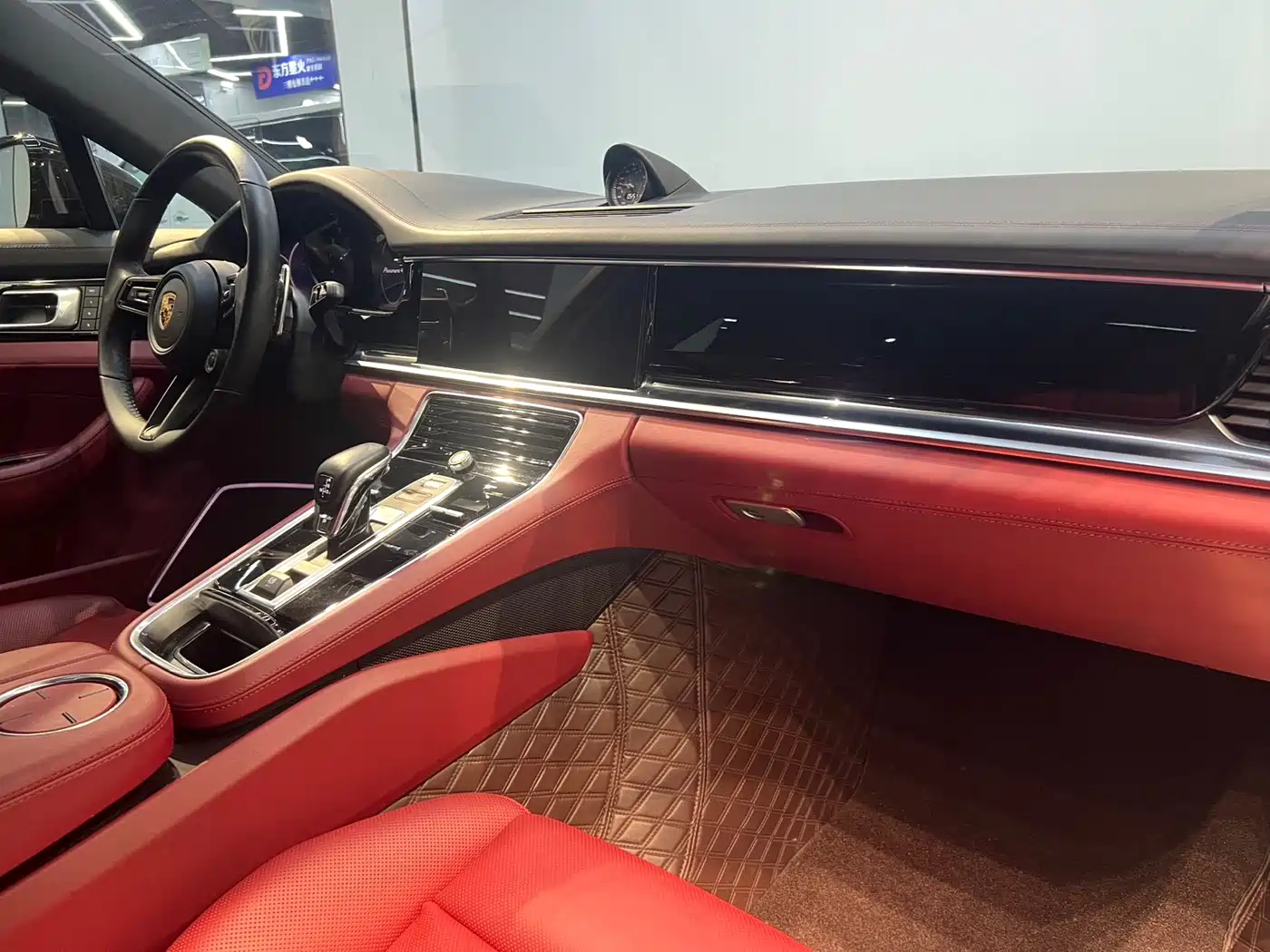 Porsche Panamera 2022 Panamera 4 Executive Long Wheelbase 2.9T фото 9