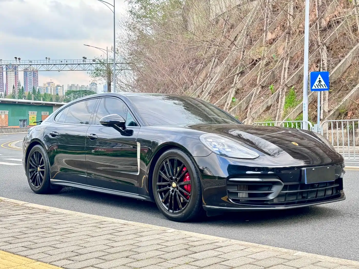 Porsche Panamera 2023 Panamera Executive Long Wheelbase 2.9T фото 3