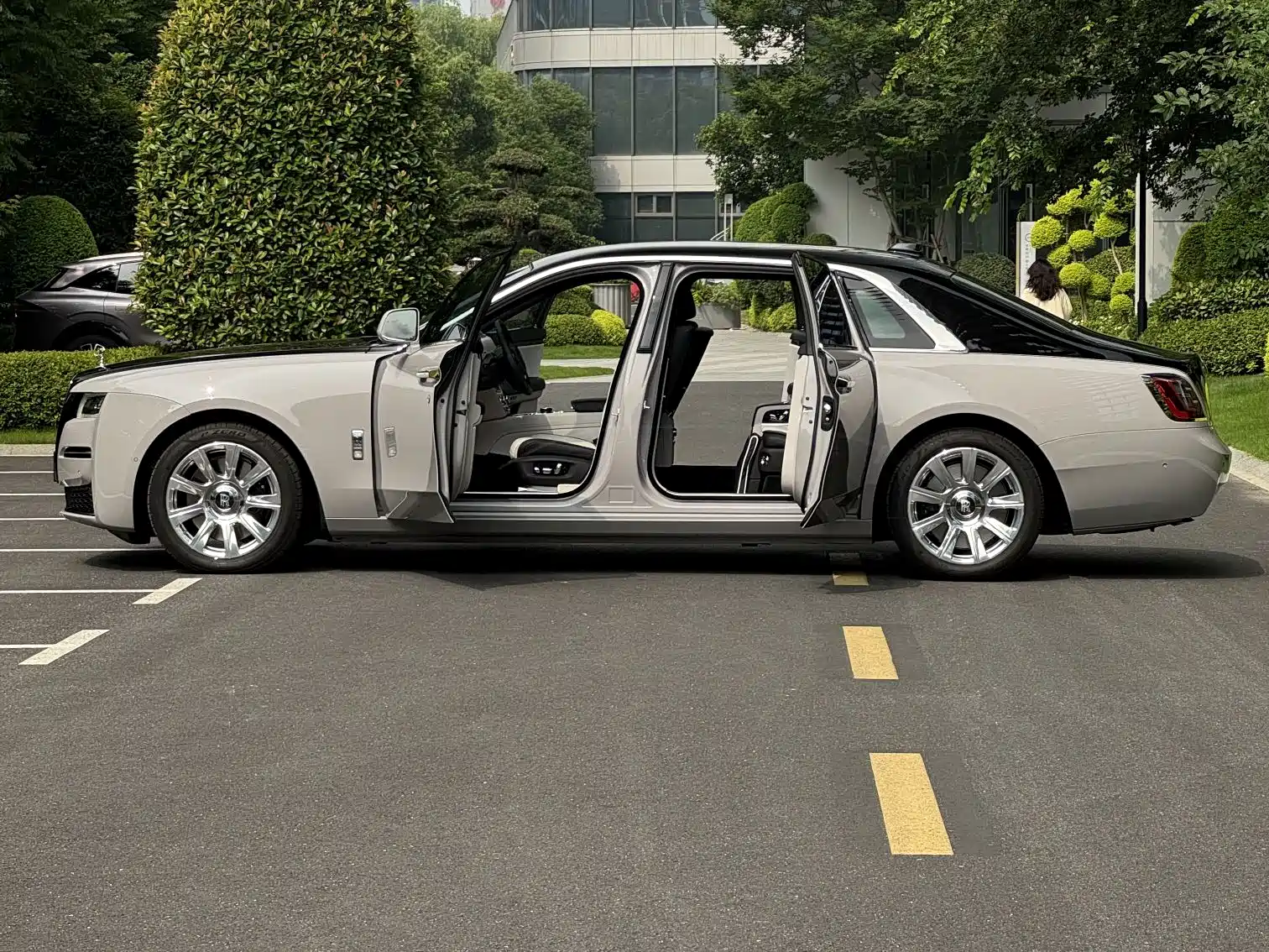 Фото 11 - Rolls-Royce Ghost
