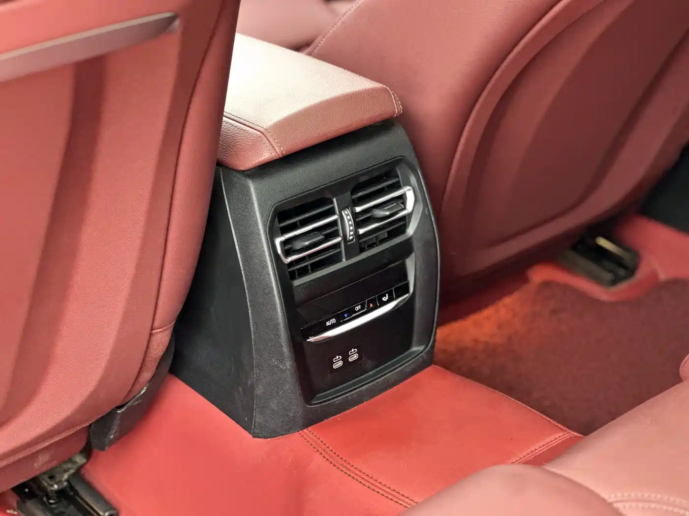 BMW 3 Series 2023 325Li M Sport Package фото 13