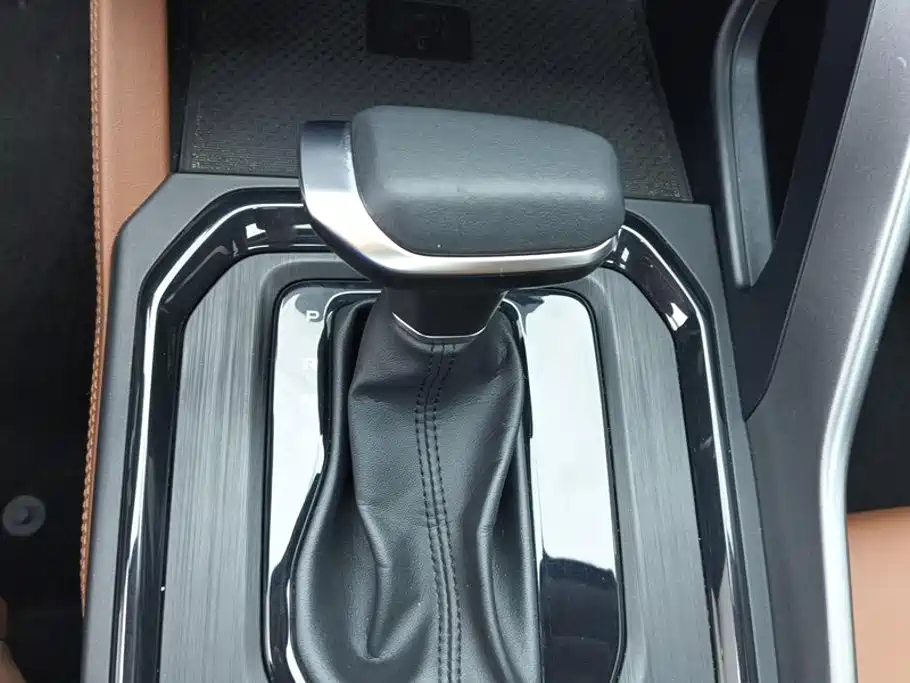 Geely Emgrand X6 2024 2021 Model PRO 1.4T Automatic Premium