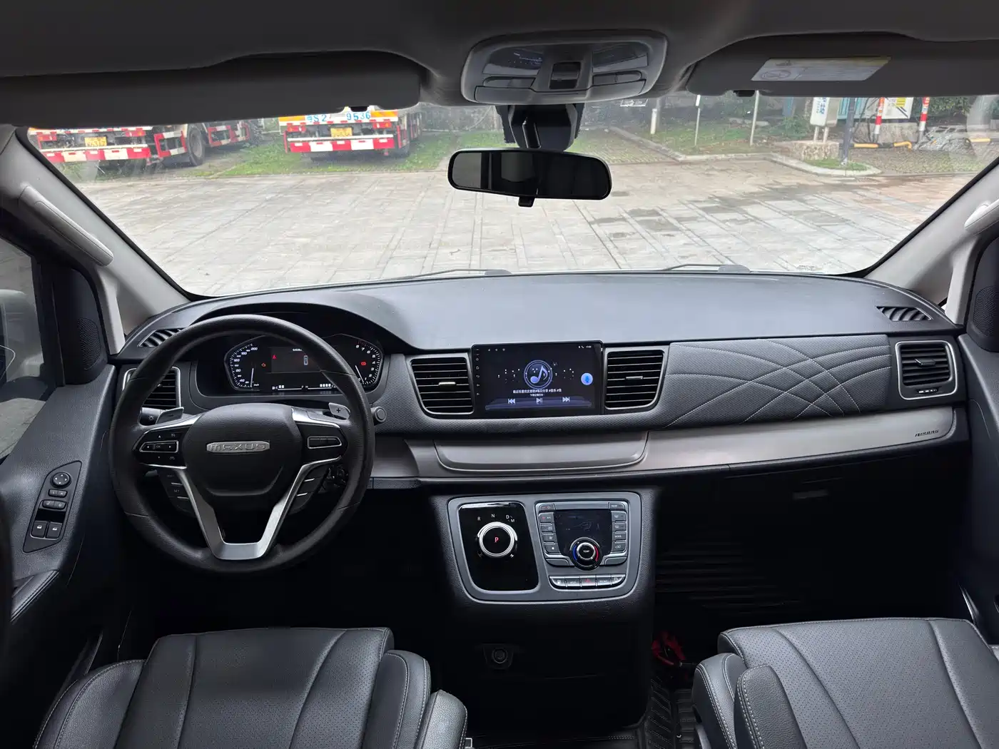 SAIC Maxus Maxus G20 2023 ES 2.0T Gasoline Automatic Value Touring Edition фото 10